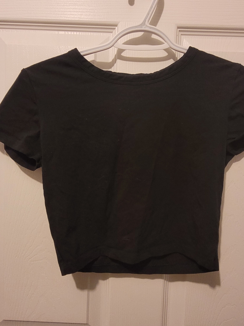 Ardene Black Cropped Tee - Short Sleeve Crew Neck